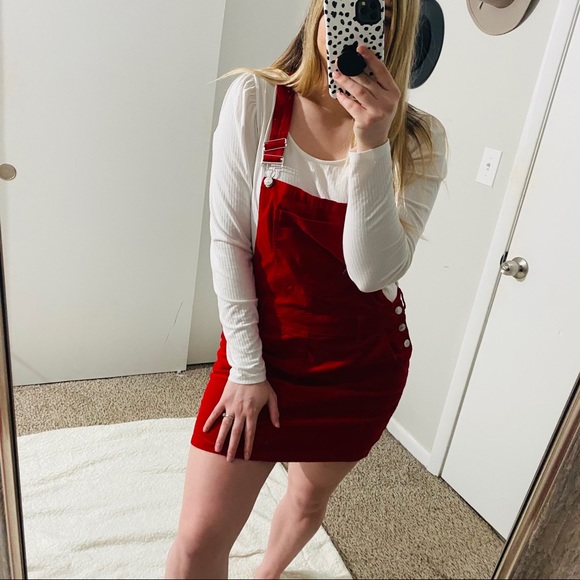 ❌SOLD❌Forever 21 red jumper - Picture 3 of 4